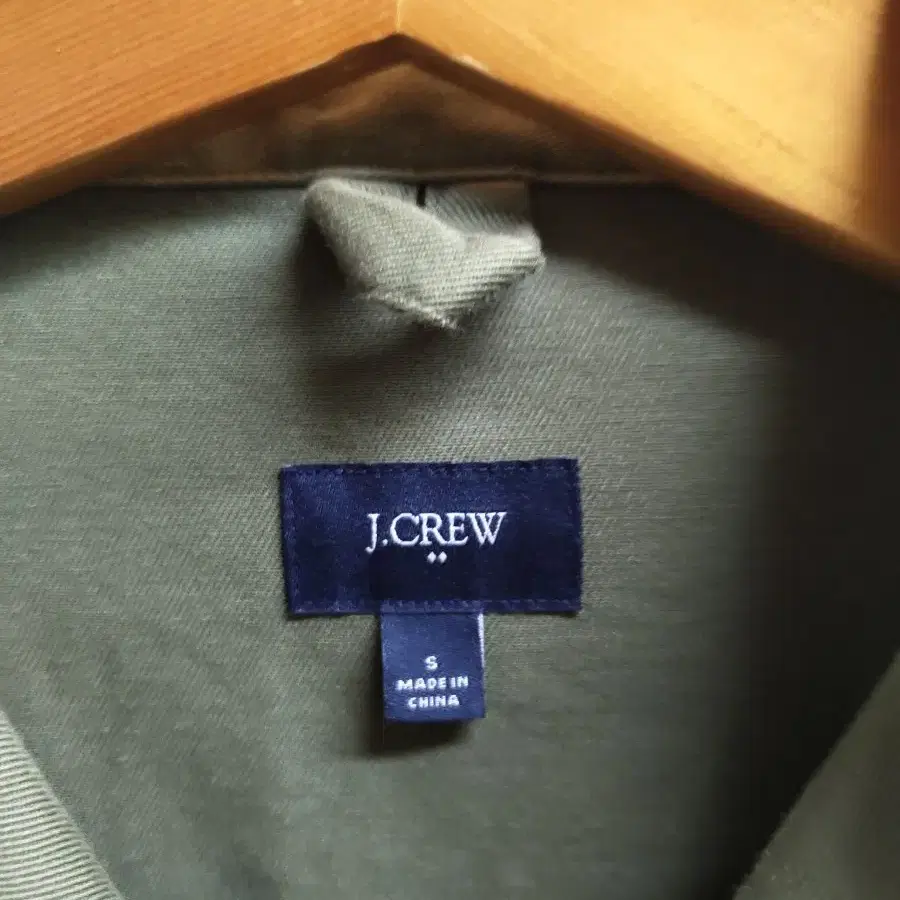 S) J.crew 퍼티그 자켓 팝니다