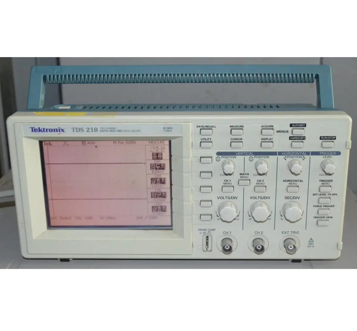 Tektronix TDS210 Digital scope #1