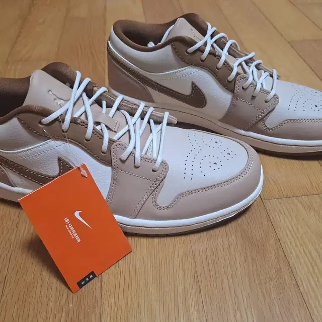 나이키 AIR JORDAN LOW 1 SE