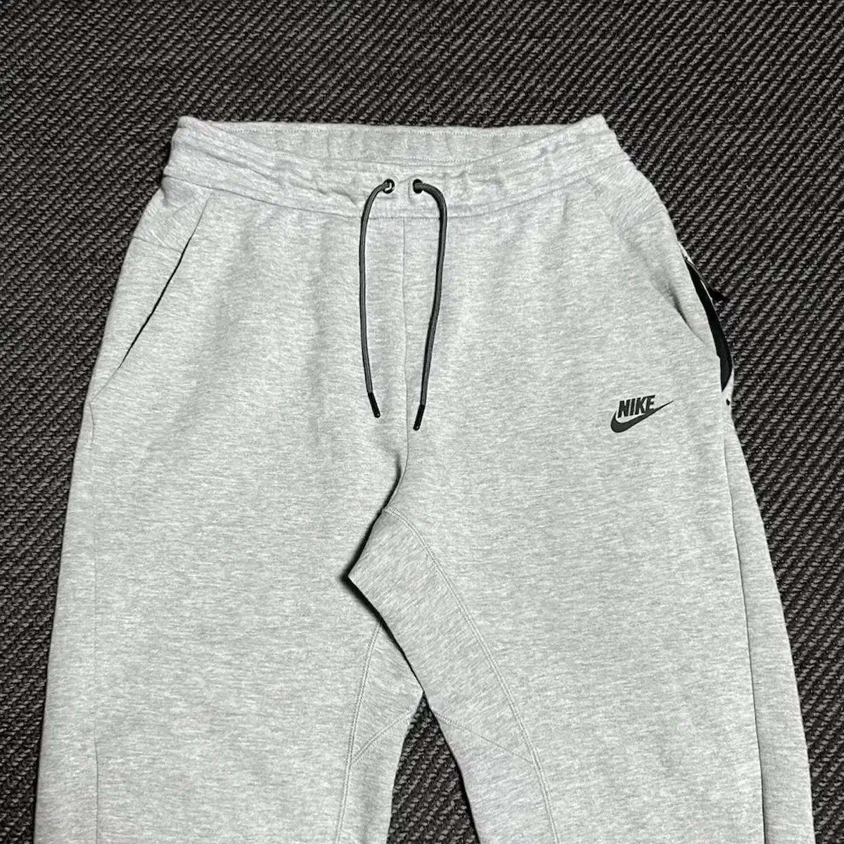 [ L ] Nike 나이키 테크팩 그레이 트레이닝 팬츠