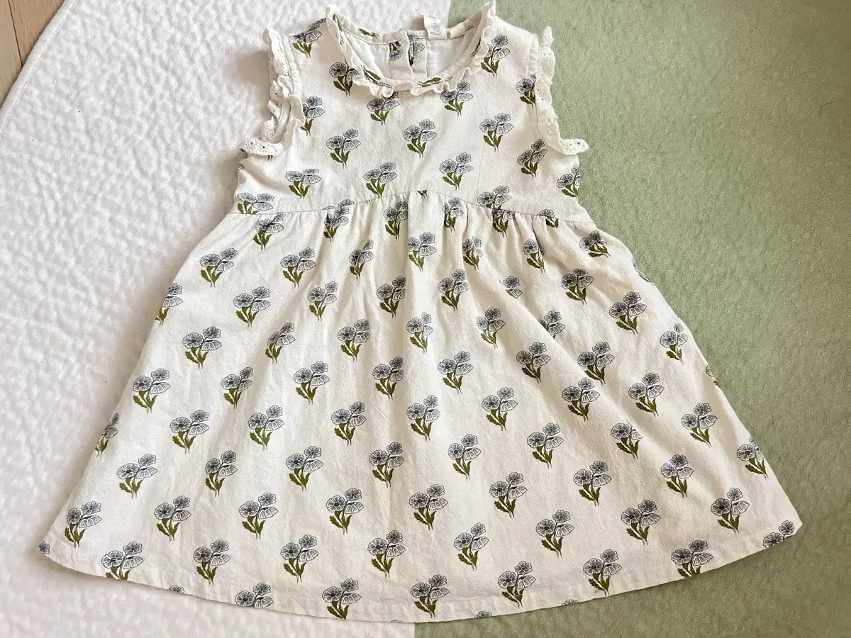 little cotton clothes 원피스 3-4y