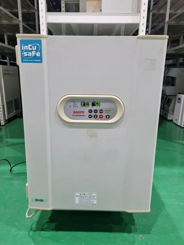 SANYO MCO-18AC CO2인큐베이터 170리터.