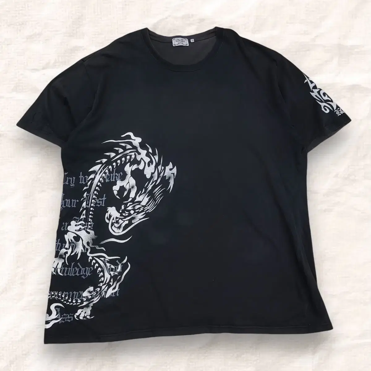 [4XL] JPN Vintage Oriental Oversized Vahn Tee