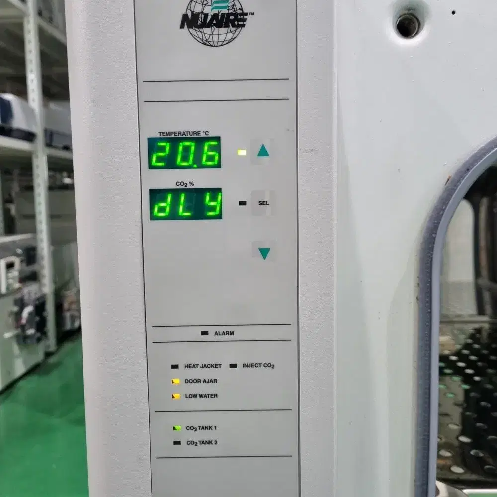 NUAIRE  NU-4750E CO2인큐베이터.