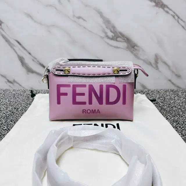 (정품/새상품) FENDI 펜디 여성 바이더웨이 미니 라이트퍼플 숄더백