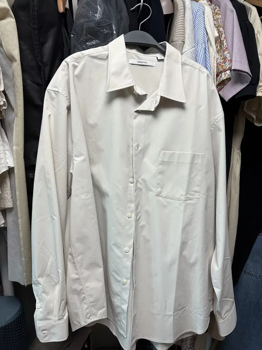 105) Inspector Shirt Light Beige