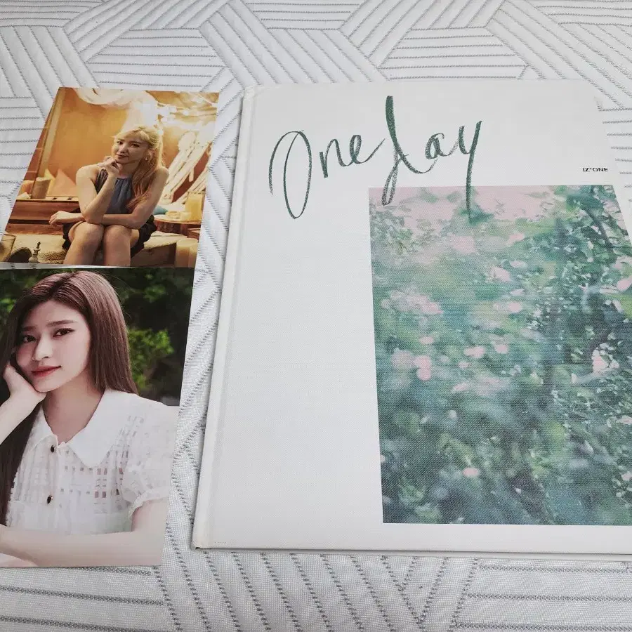 아이즈원 포토북 one day 엽서 2매 포함