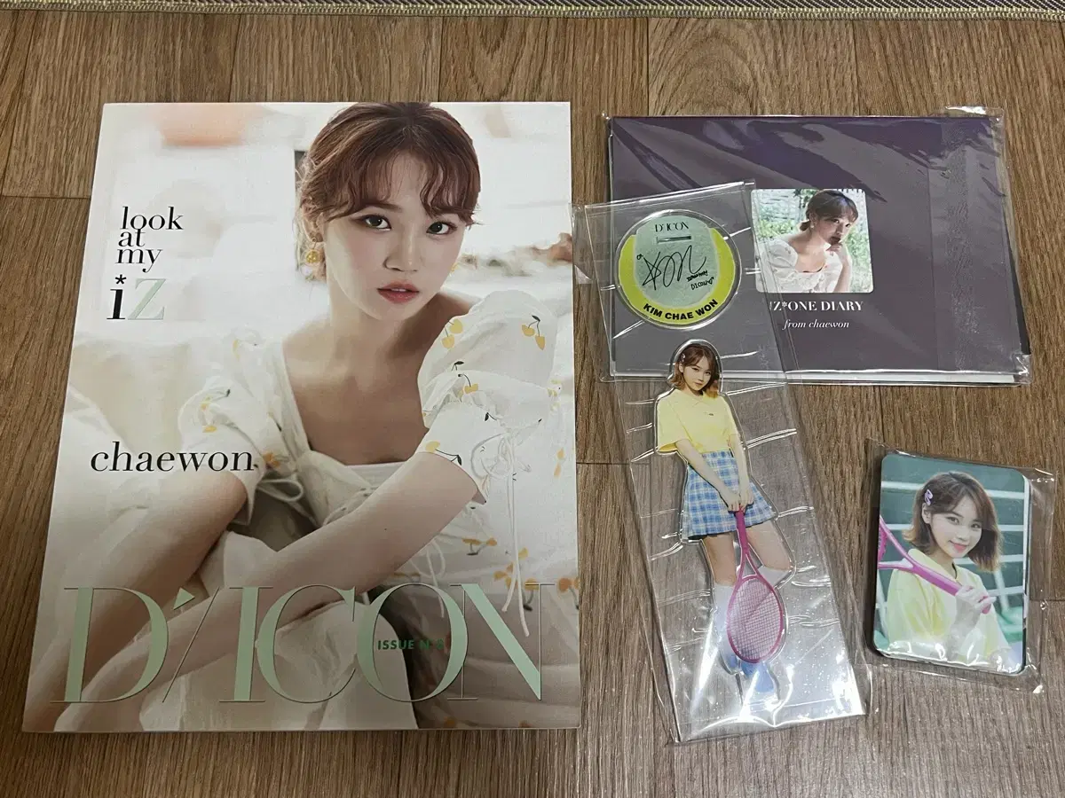 IZ*ONE kim chaewon full set of deikons