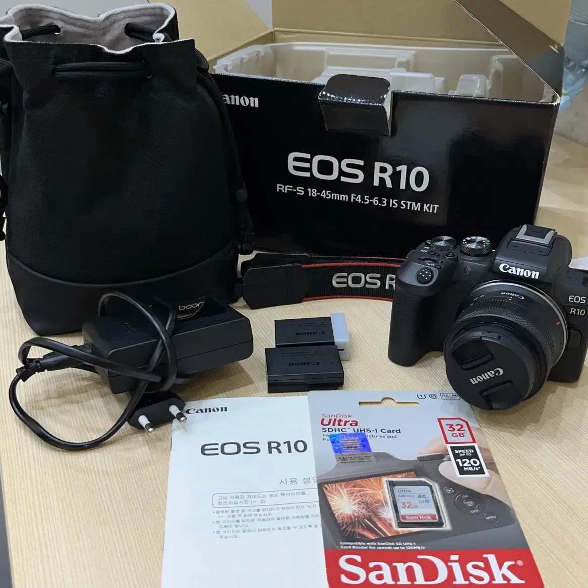 캐논 EOS R10 18-45 mm kit DSLR 카메라 팝니다