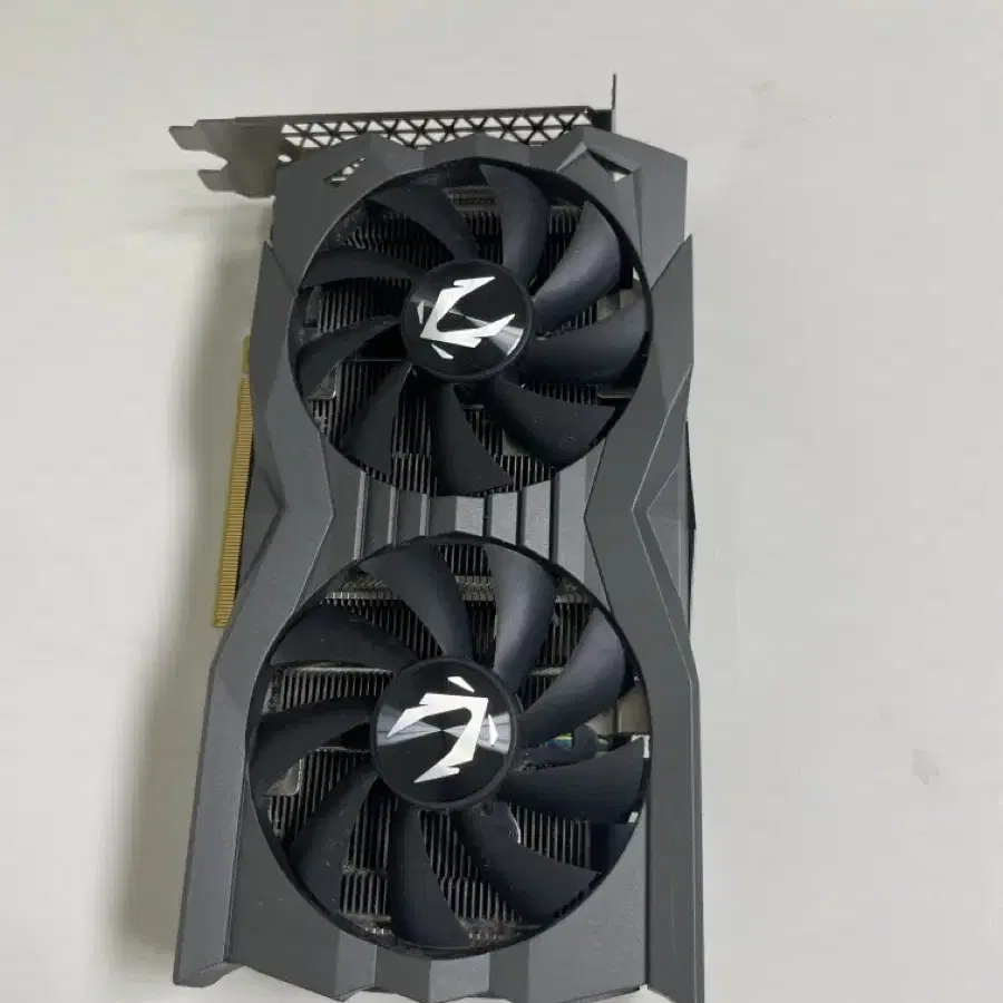 GeForce gtx 1660ti 그래픽카드