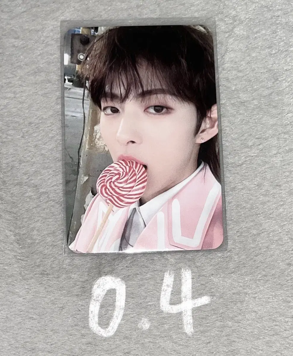 Lunate LUN8 takuma showcase photocard