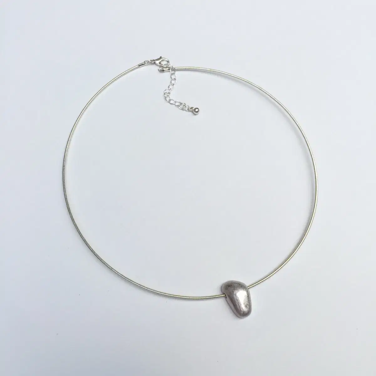 Silver bold necklace