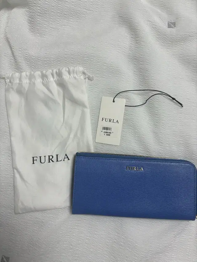 훌라 furla 지갑