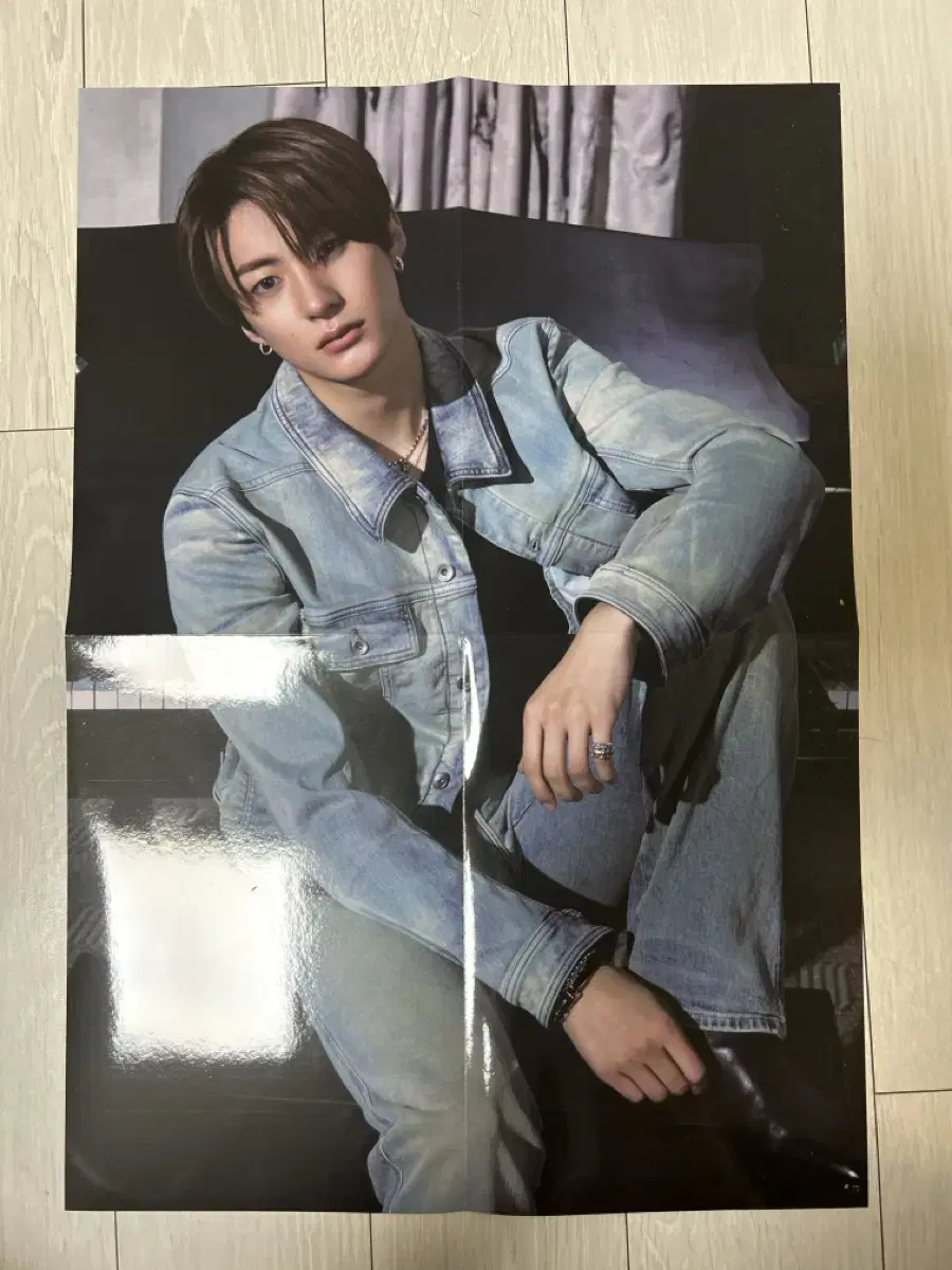 Rize Boom Boombe version chanyoung poster + album components (photocard X)