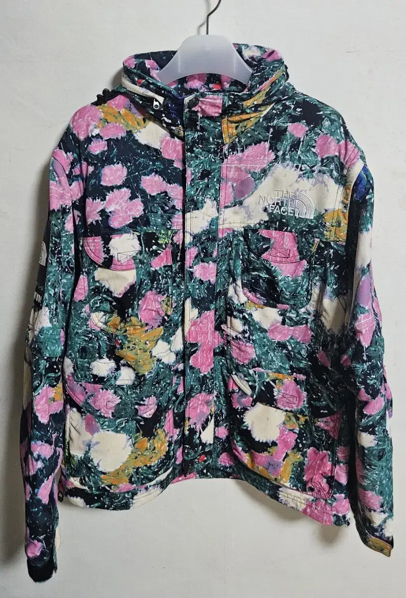 Supreme The North Face Convertible Flower Jacket