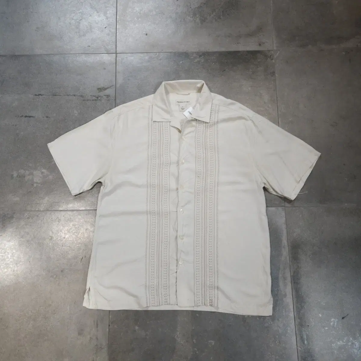 Pronto Umo Guayabera Pattern Silk Shirt Ivory