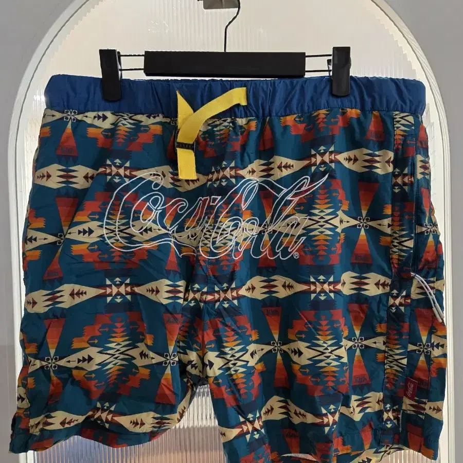 kith x pendleton coca cola 수영복 (xl)