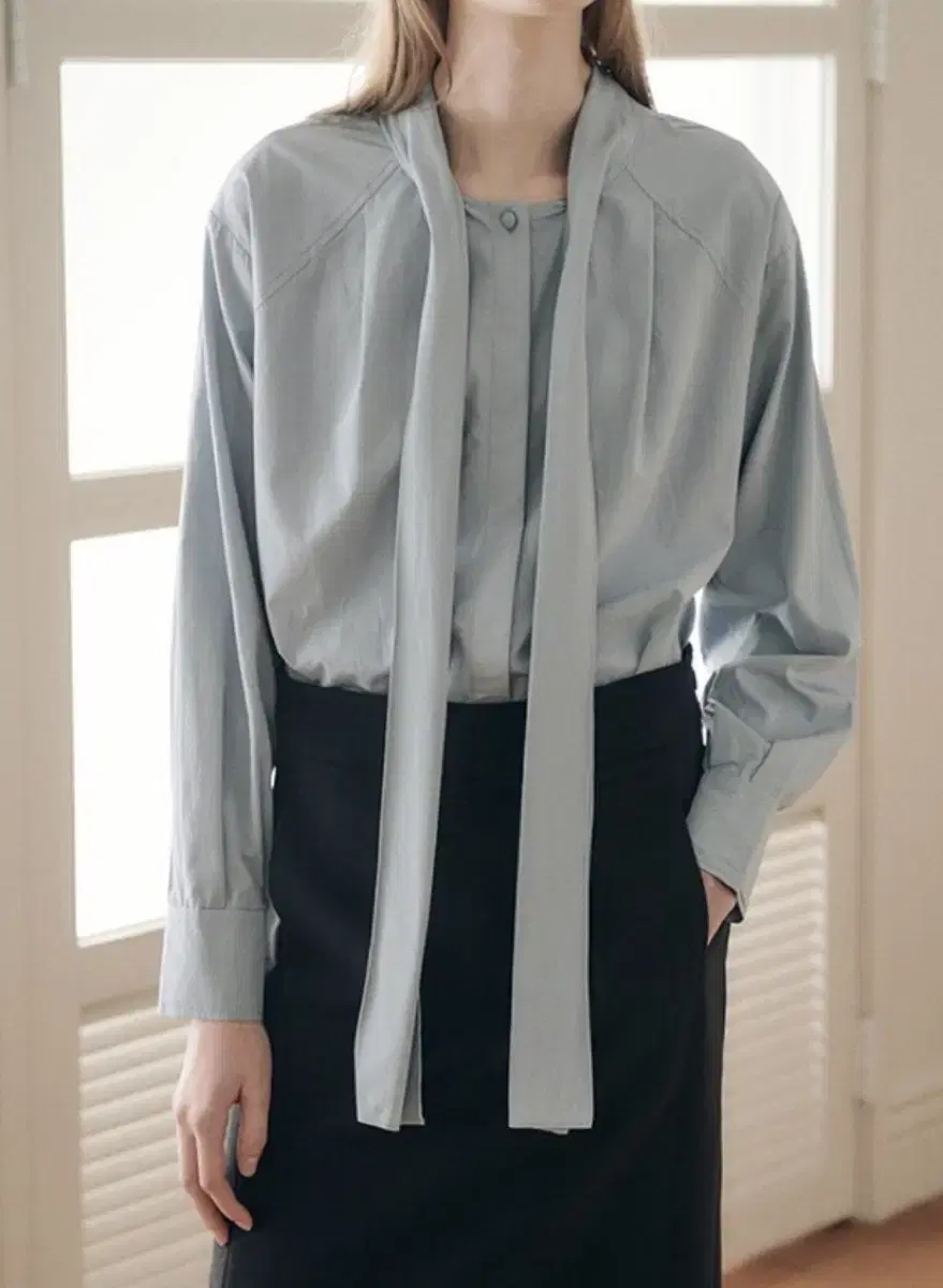 루에브르 Tie&cowl 2ways blouse