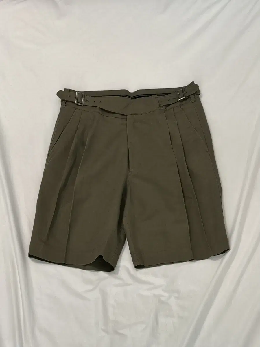 [1 wear] Khaki linen gurkha pants