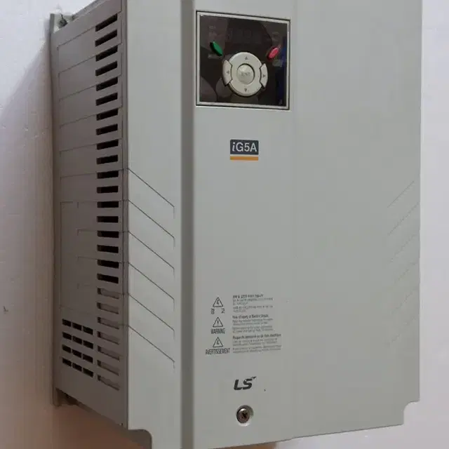 LS SV011iG5A-4 (11KW) 15마력 3850V 인버터 중고