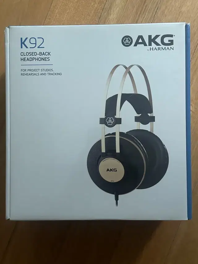 Akg k92 헤드폰 미개봉