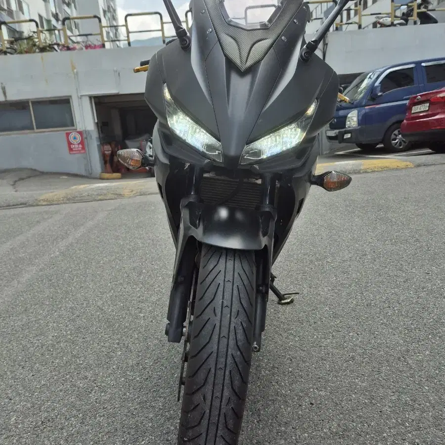 17년식 cbr500r 팝니다