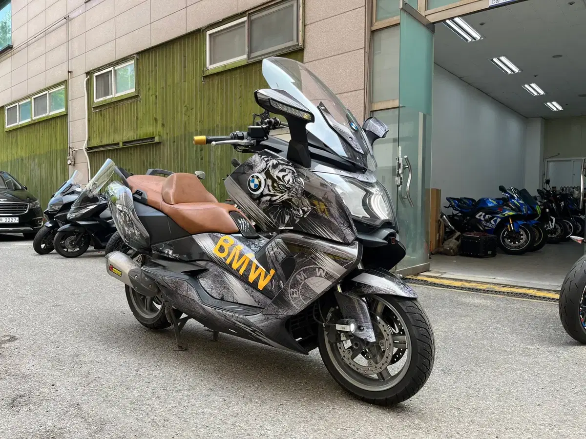 BMW C650GT 20년식 튜닝좋은 깔끔한차량 판매합니다.