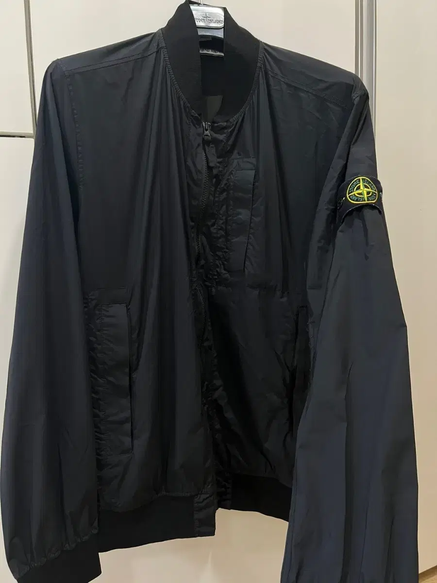 백화점) Stone Island Nylon Bomber Jacket L (New)