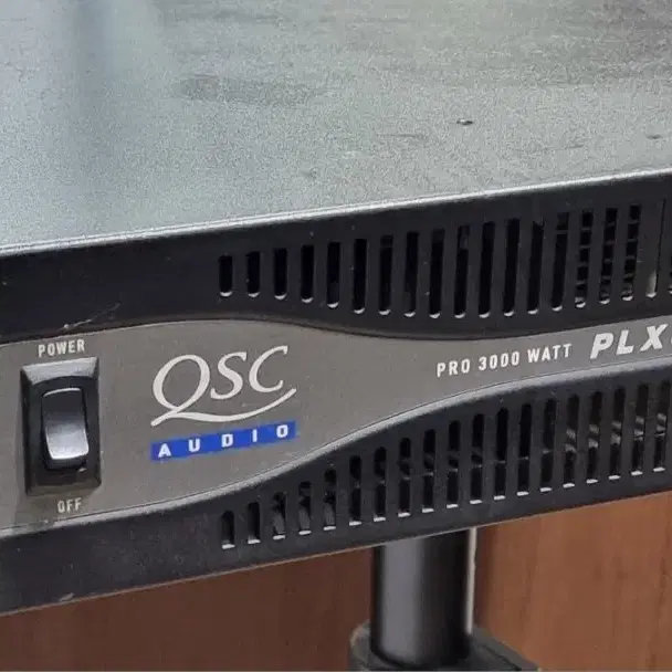 파워앰프중고 QSC PLX3002 1800와트