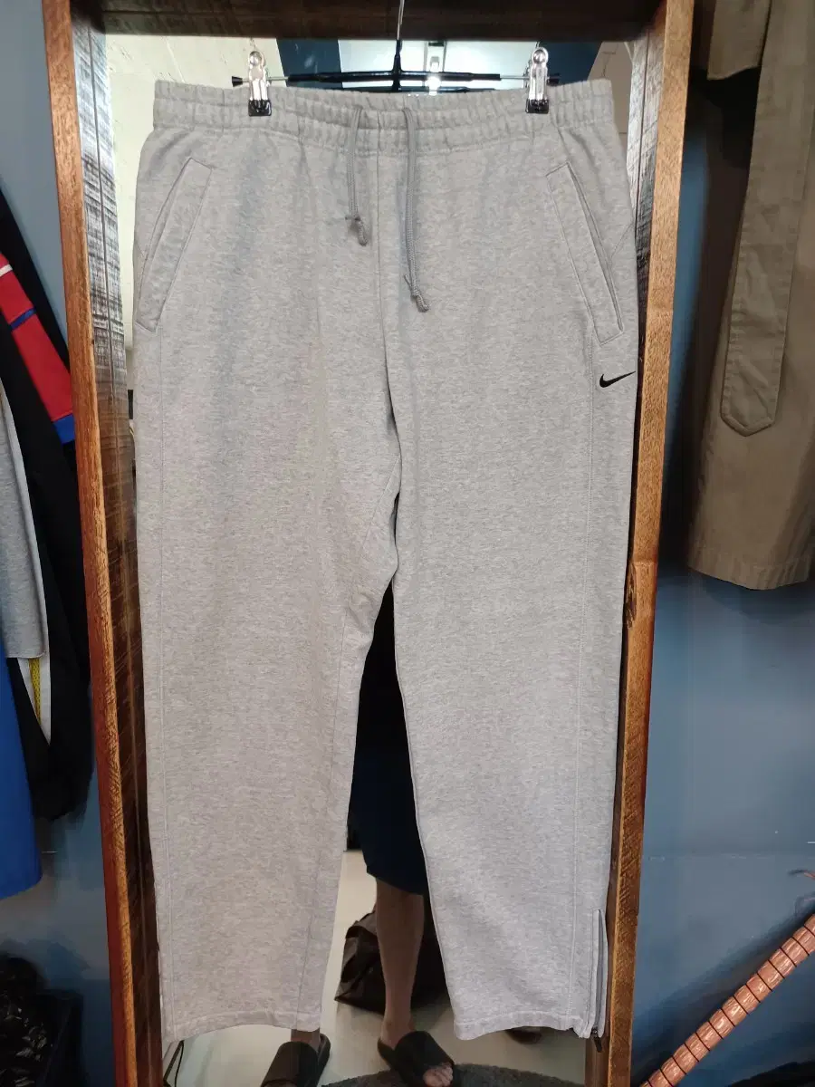 Nike Side Bottom Zip Sweatpants XL