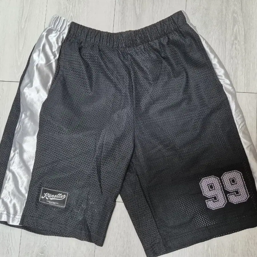 이스트쿤스트 SPORTS MESH HALF PANTS