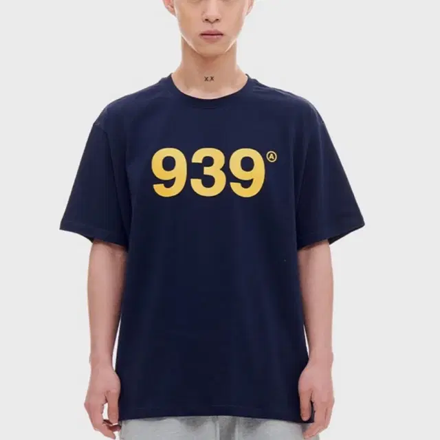 아카이브볼드 939 LOGO T-SHIRTS 반팔 네이비