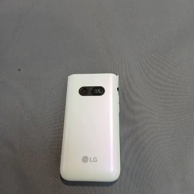 LG폴더2(Y120) 8GB 화이트