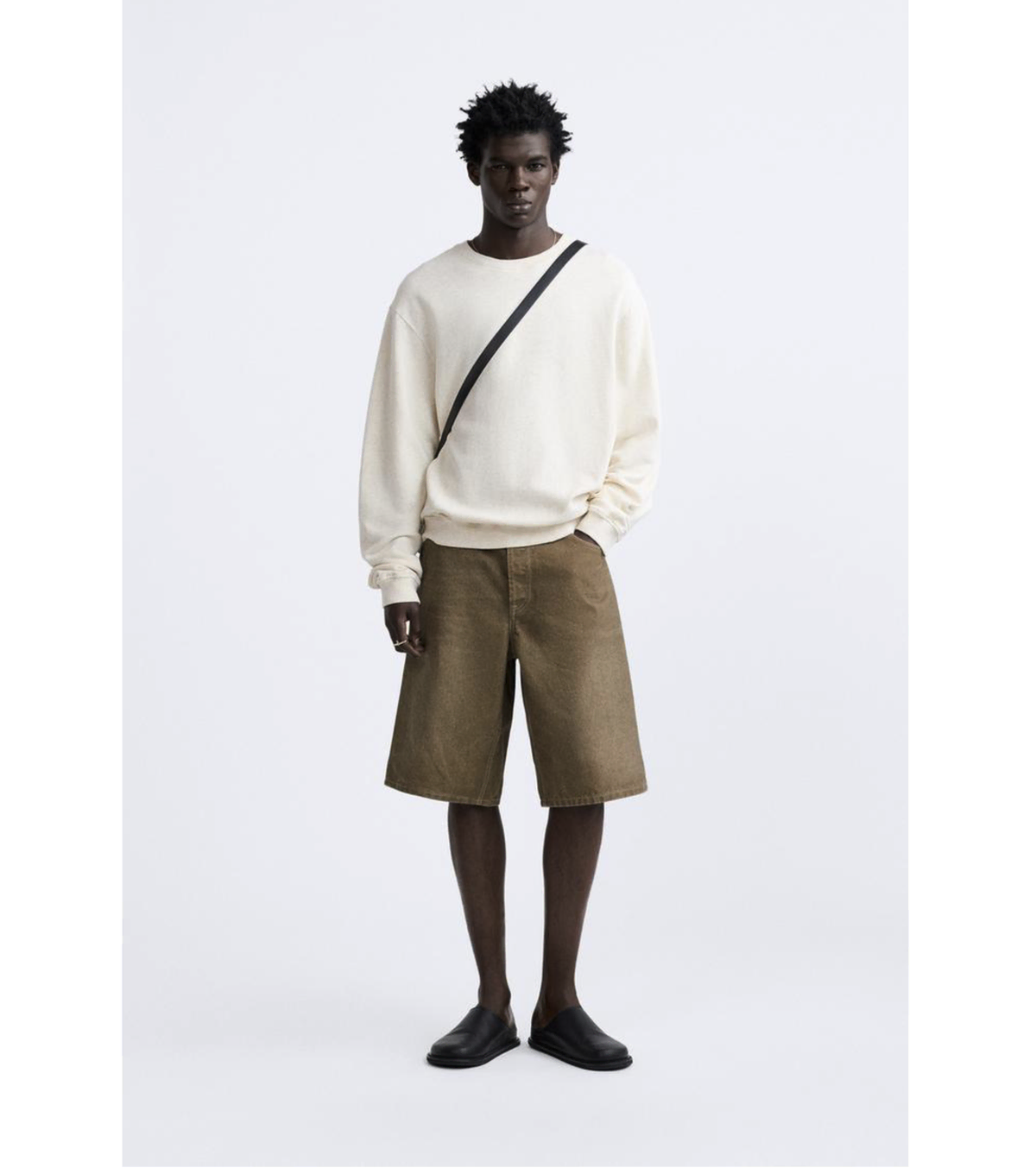 L Zara crewneck sweatshirt from the Origins special collection.