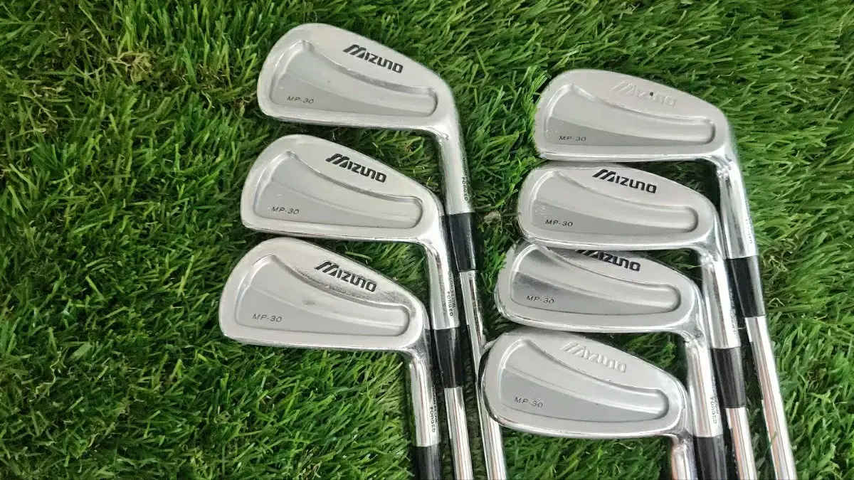 Men's Eonset Mizuno MP30 Pre-Owned Iron Set