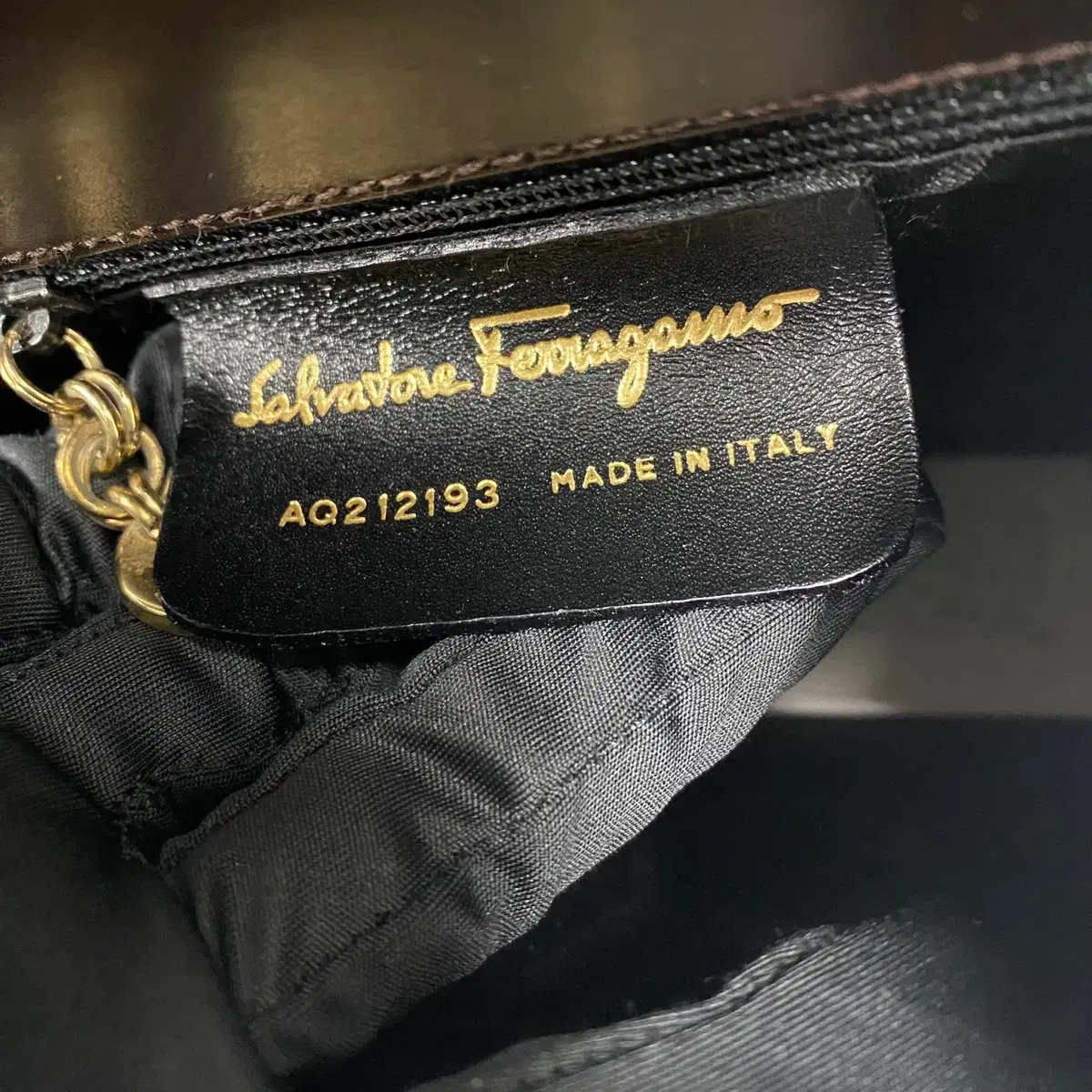 FERRAGAMO / 빈티지 페레가모 다크브라운 간치니 스몰 켈리백