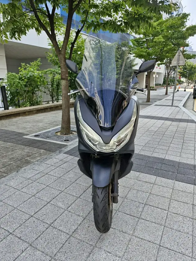 DB-053/ 혼다 / PCX /18년식/ 2.4만km /자체 할부 판매