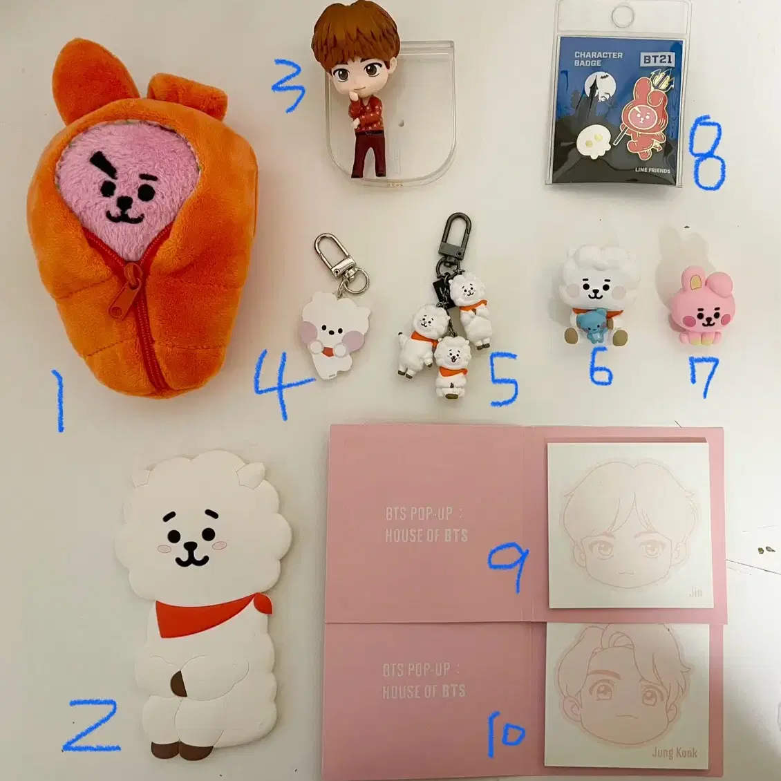 방탄소년단 BT21 굿즈 아이돌 피규어 키링 메모지 BTS