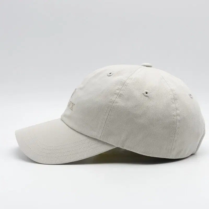 [RARE] ROLEX IVORY HAT