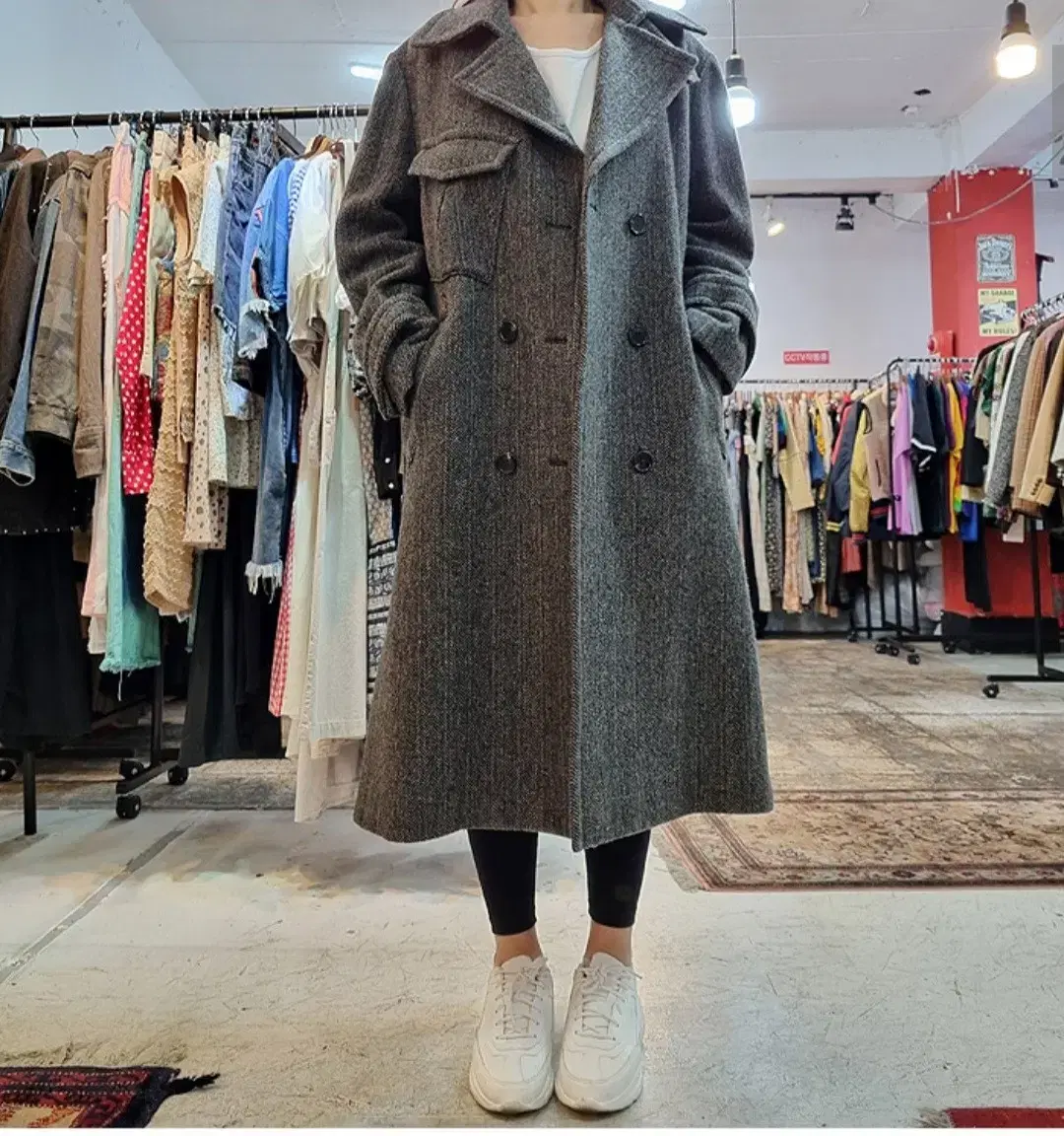 Tweed herringbone wool coat in Lucky Chouette Italian san