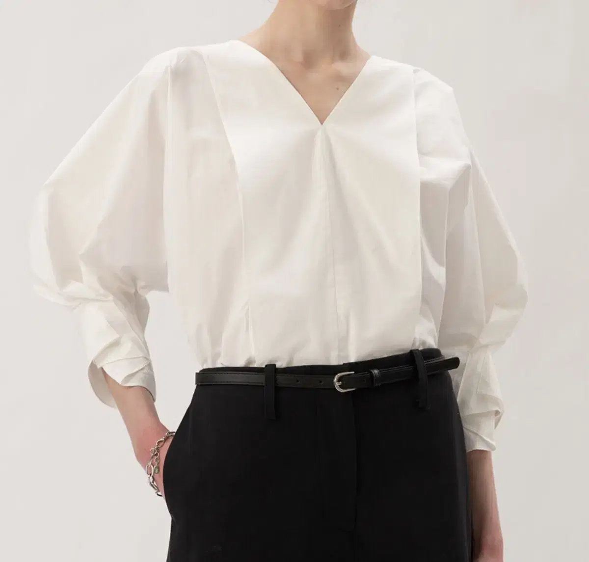 킨더살몬 셔츠 Cocoon Sleeve Blouse White