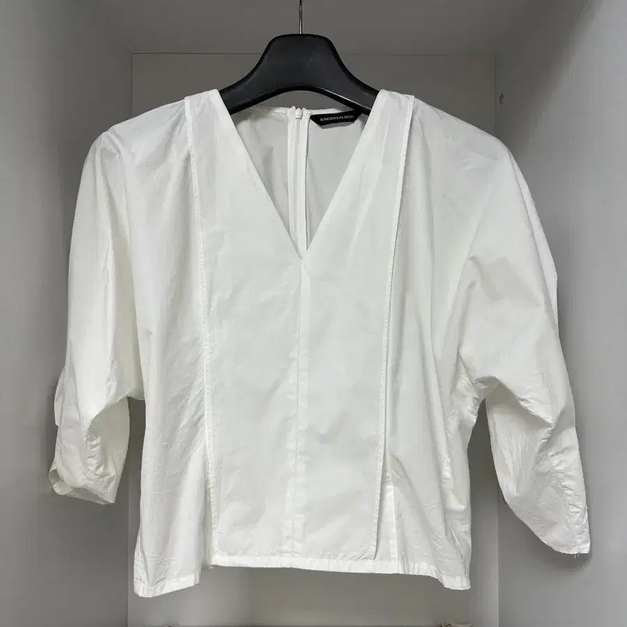 킨더살몬 셔츠 Cocoon Sleeve Blouse White