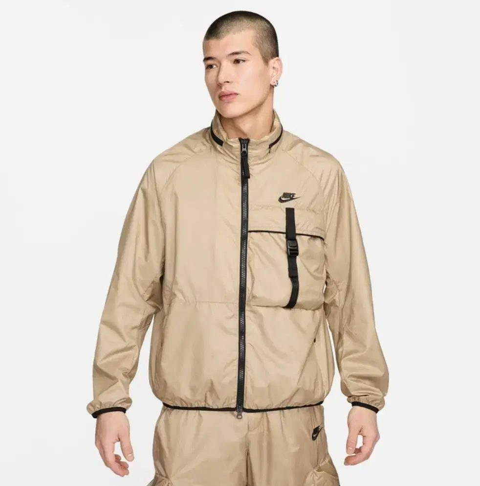 Nike Tech Woven Packable Lined Jacket