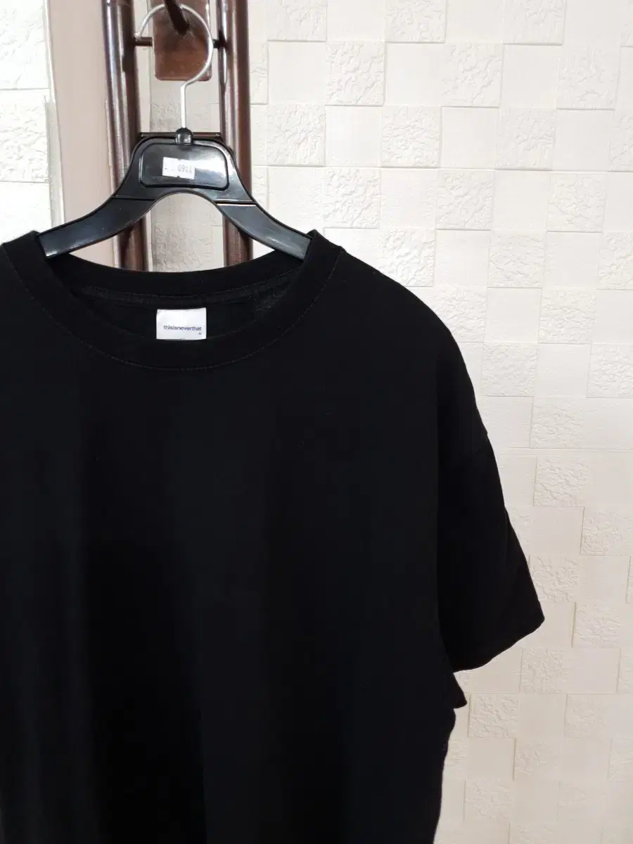 100% Disintegrated Black Short Sleeve Round Tee