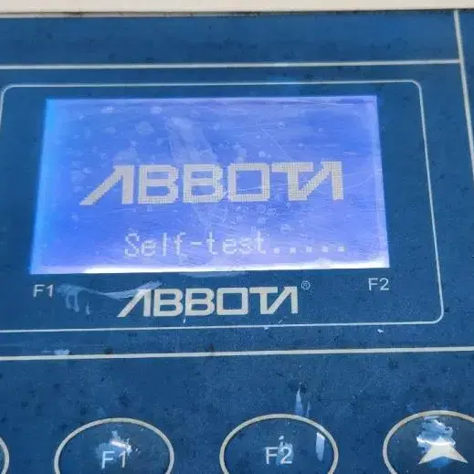 ABBOTA SV1200 분광광도계.