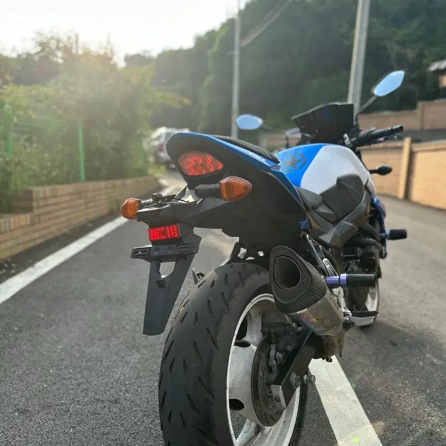 스즈키 GSR750A