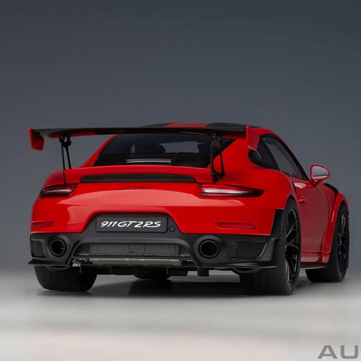 1:18 오토아트 포르쉐 911 GT2 RS