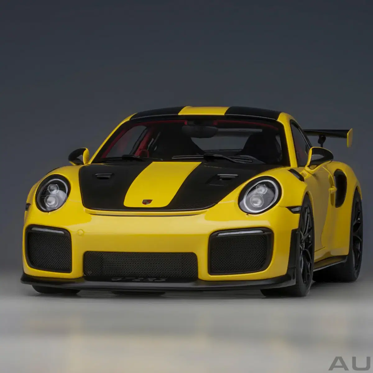 1:18 오토아트 포르쉐 911 GT2 RS