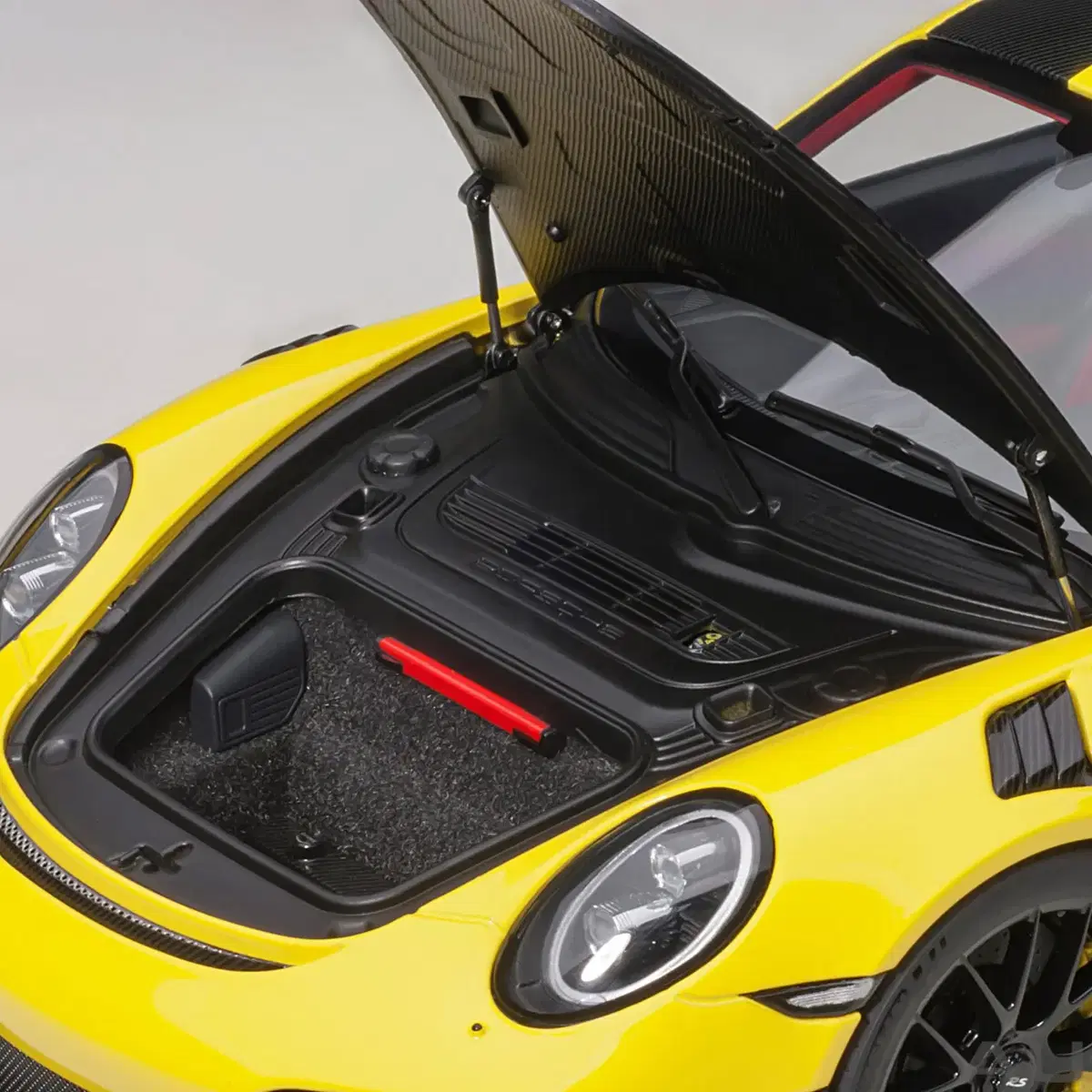 1:18 오토아트 포르쉐 911 GT2 RS