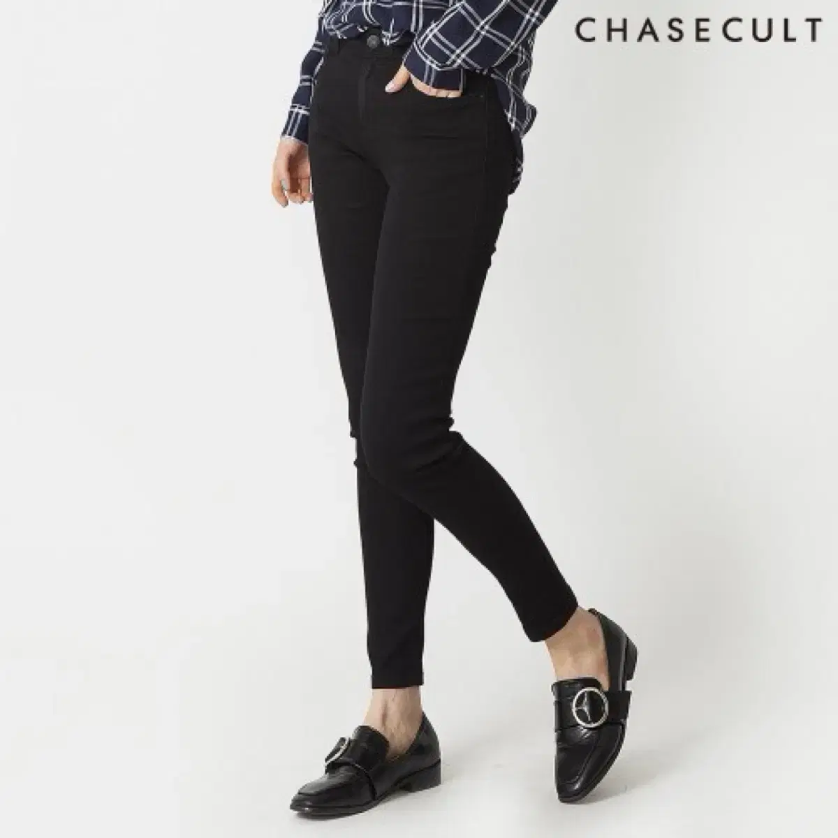 chasecult black jean